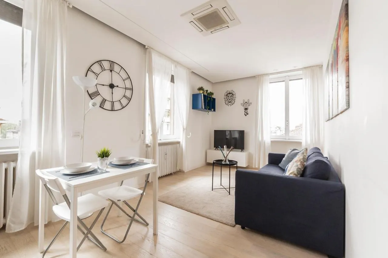 Appartamento Brand New Apts Milano Lima M1 0*,  Italia